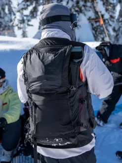 Volcom Iguchi Slack Vest -Skiausrüstung Geschäft IguchiSlackVest 2