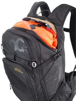 Evoc Line R.A.S. Protector 32L Rucksack 21 Evoc Line R.A.S. Protector 32L Rucksack -Skiausrüstung Geschäft LineRASProtector32LRucksack 9